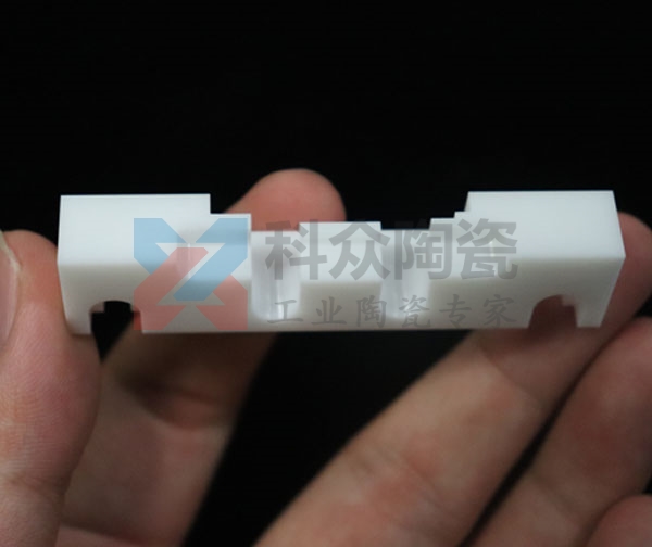 二氧化鋯是什么和它不同的應用領(lǐng)域（圖）